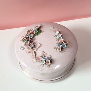 Vintage pastel floral kitsch catch all trinket box